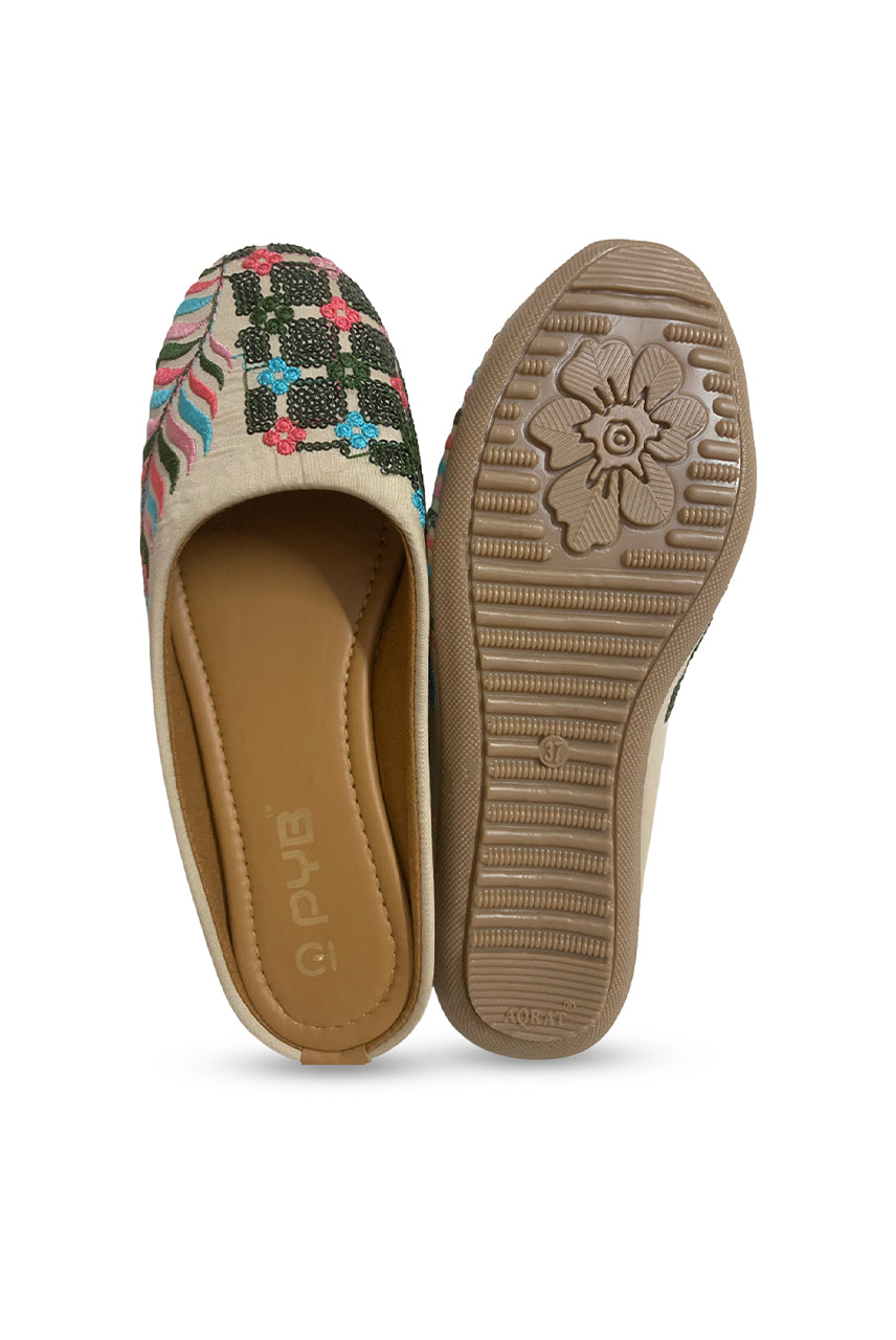 Multicolor Embroidered Beige Juttis
