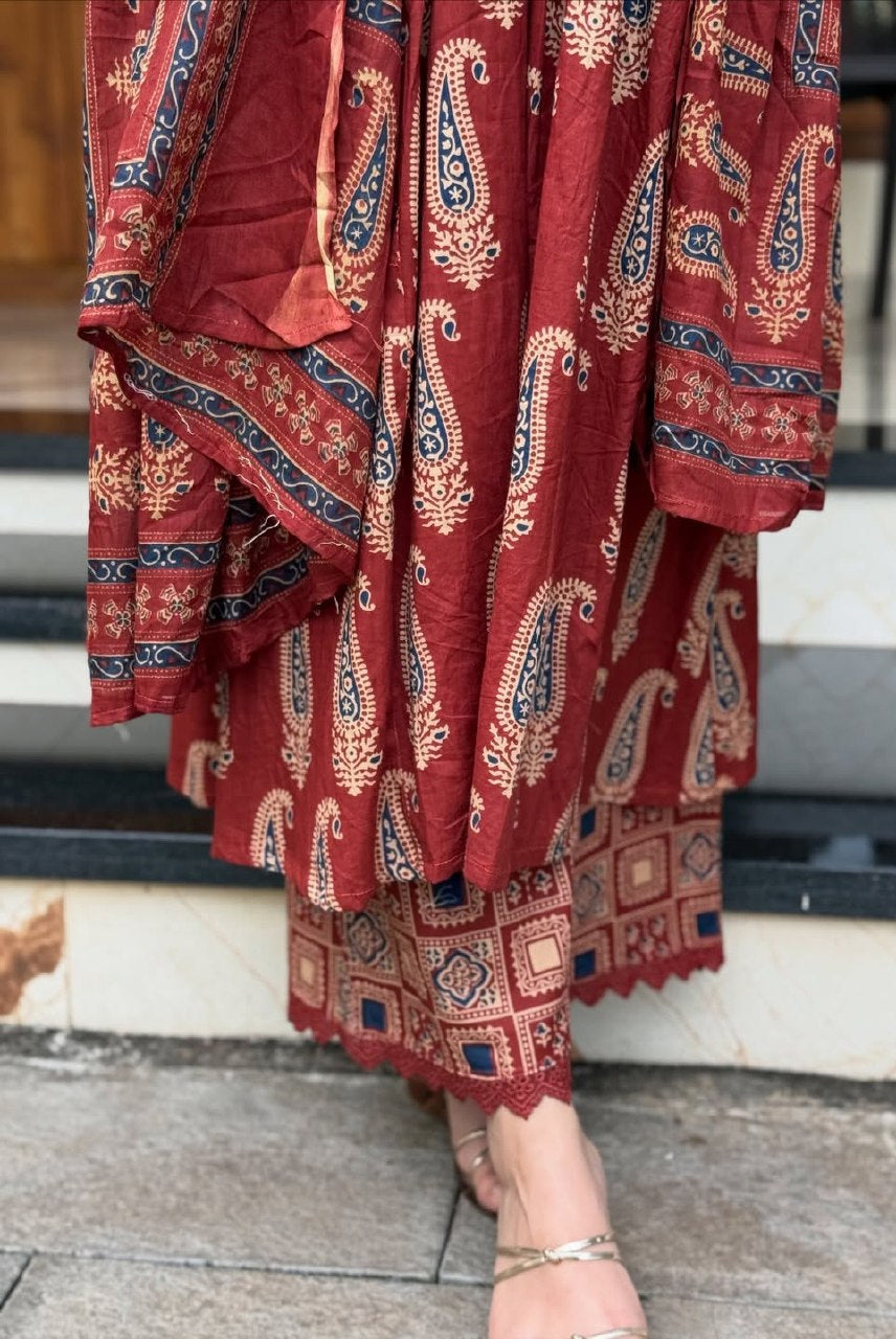 Maroon Paisley Printed Kurta Set with Dupatta