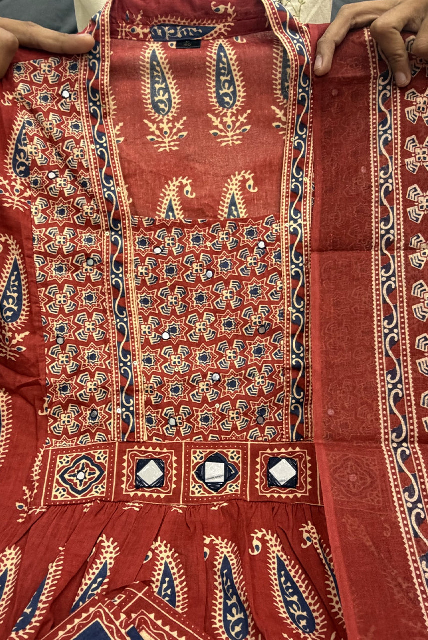 Maroon Paisley Printed Kurta Set with Dupatta