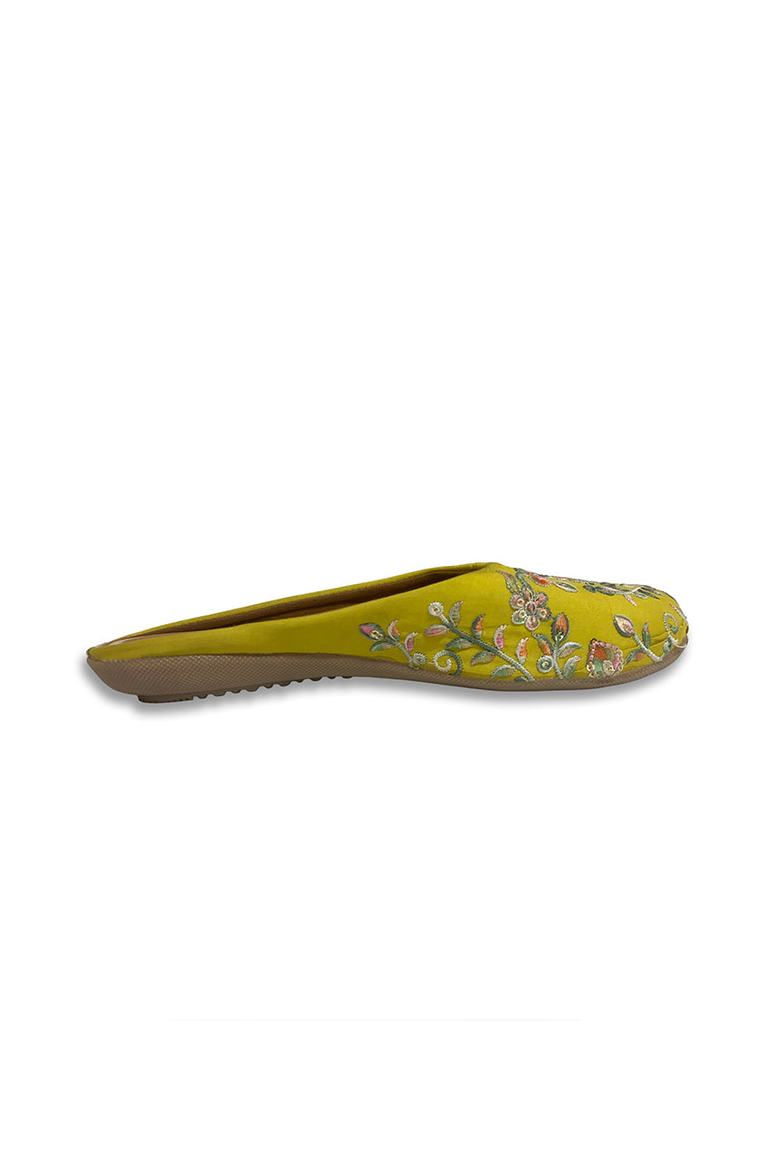 Mustard Yellow Embroidered Juttis