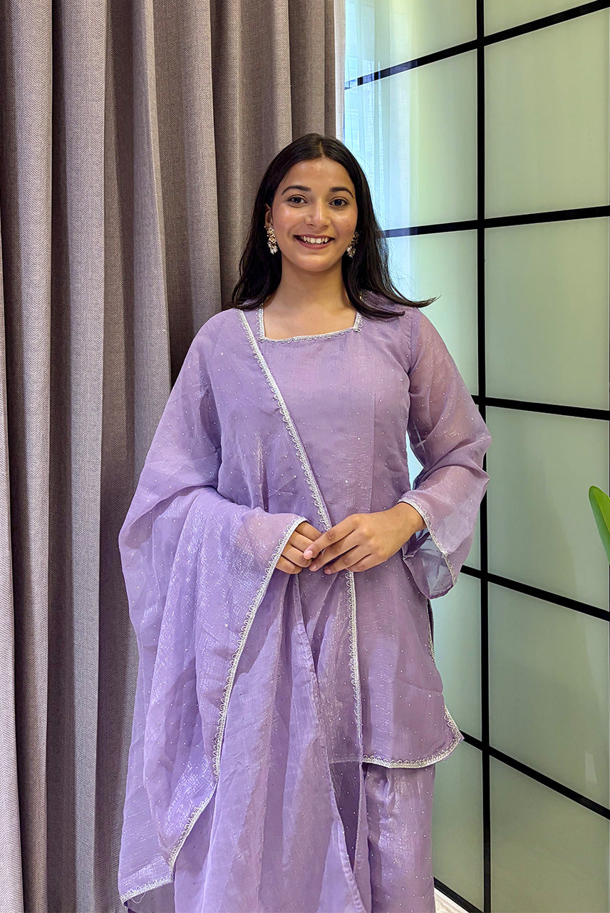 Lavender Glow Embellished Kurta Pant Set with Dupatta