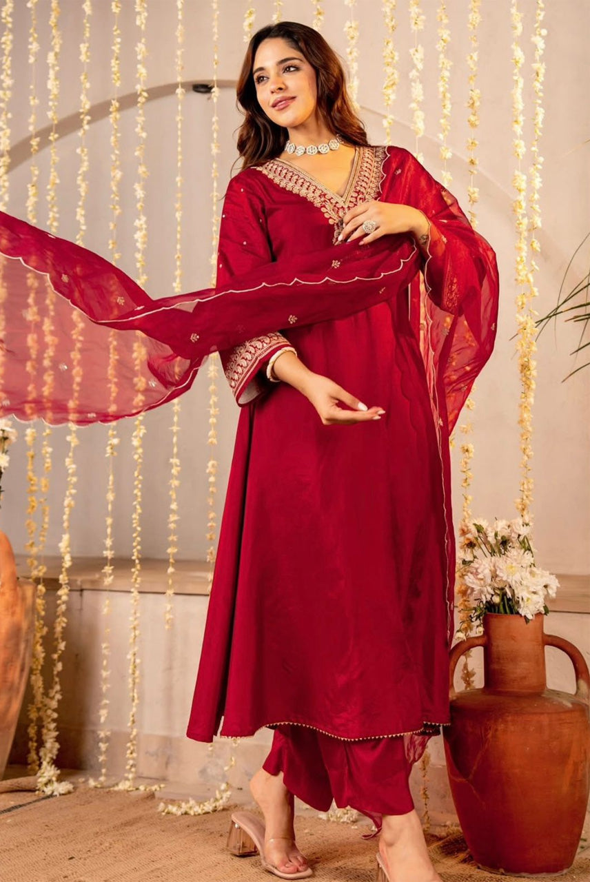 Ruby Red Embroidered Straight Kurta Set with Organza Dupatta