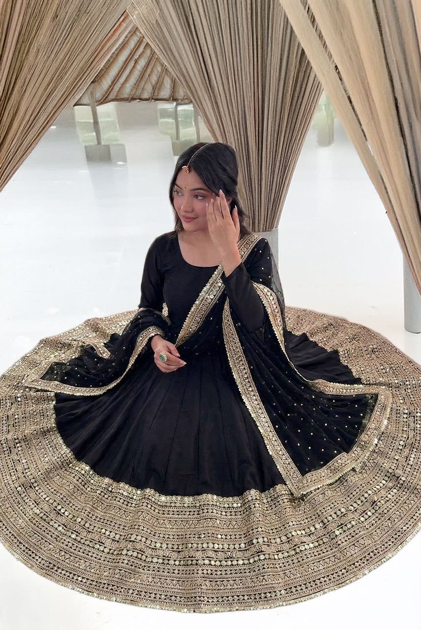 Noir Royale Anarkali Set