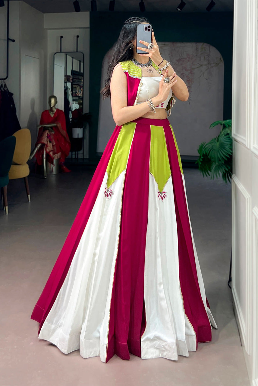 Rangrez Fuchsia & Ivory Navratri Chaniya Choli with Koti Set