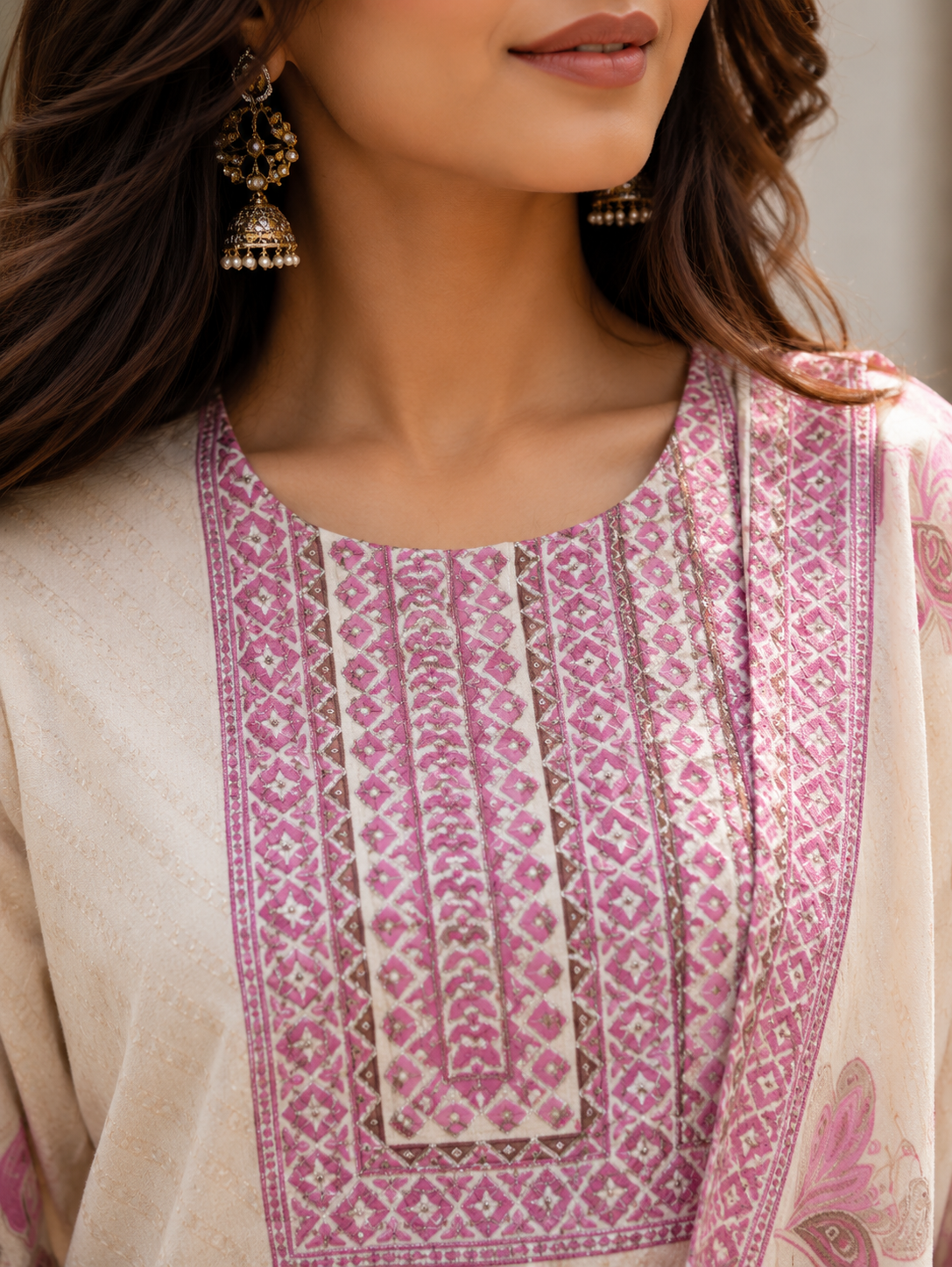 Cream & Pink Floral Printed Kurta Set with Dupatta