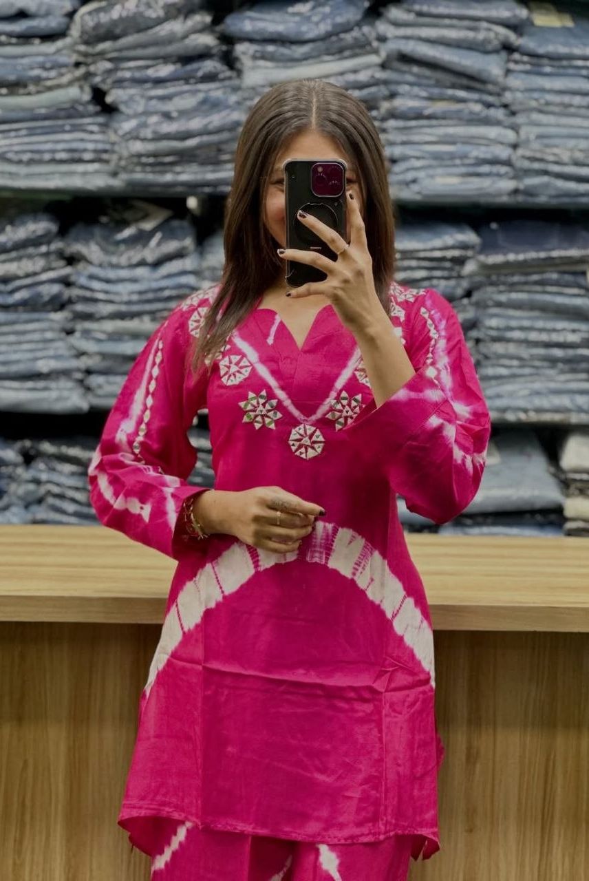 Rani Bandhej Fusion Kurta Set