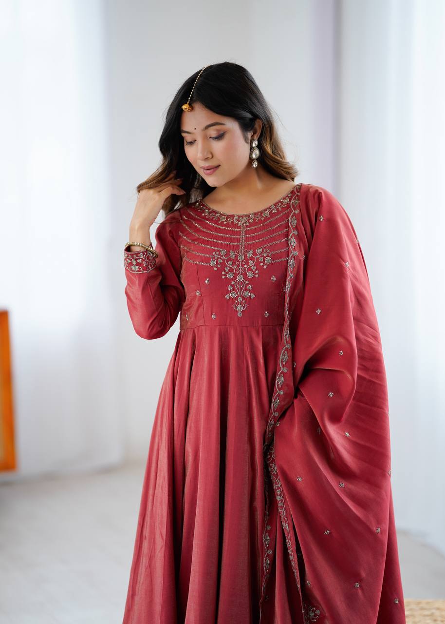Rajsi Amethyst – Heritage Flare Anarkali Set