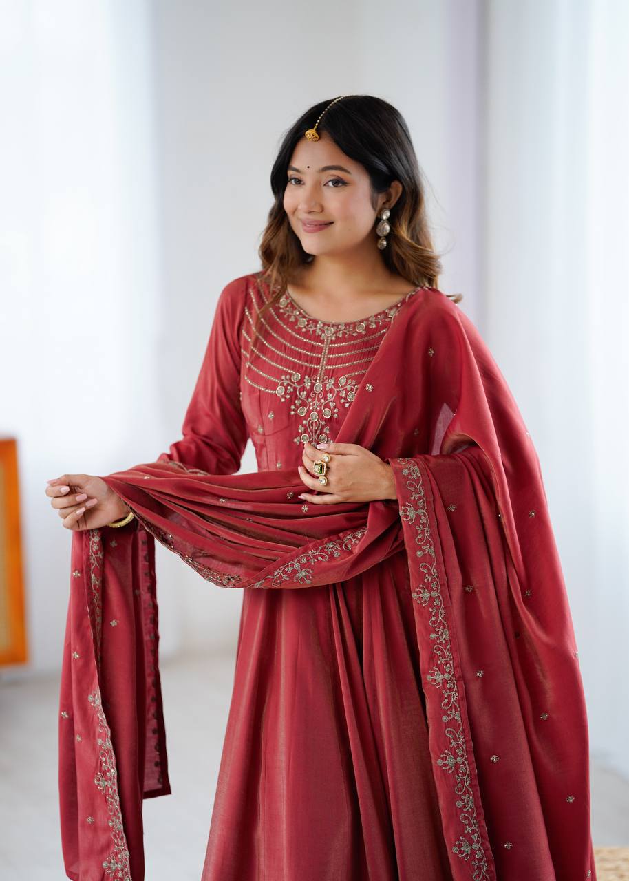 Rajsi Amethyst – Heritage Flare Anarkali Set