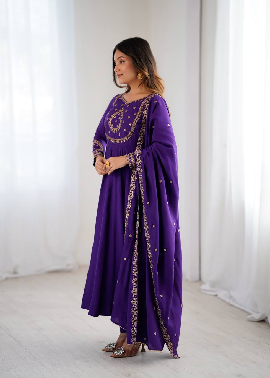 Rajsi Amethyst – Heritage Flare Anarkali Set