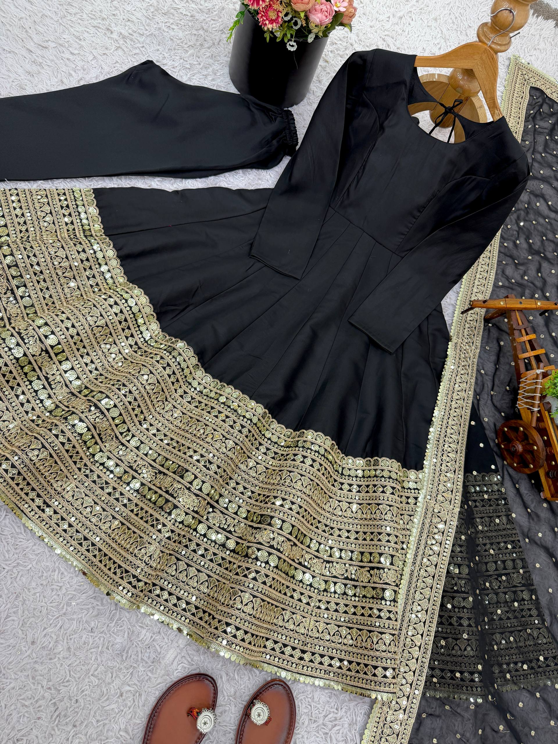 Noir Royale Anarkali Set