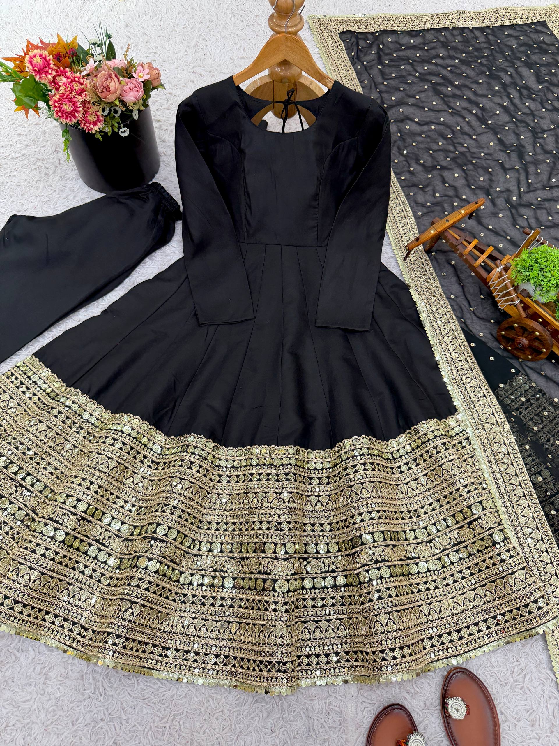 Noir Royale Anarkali Set