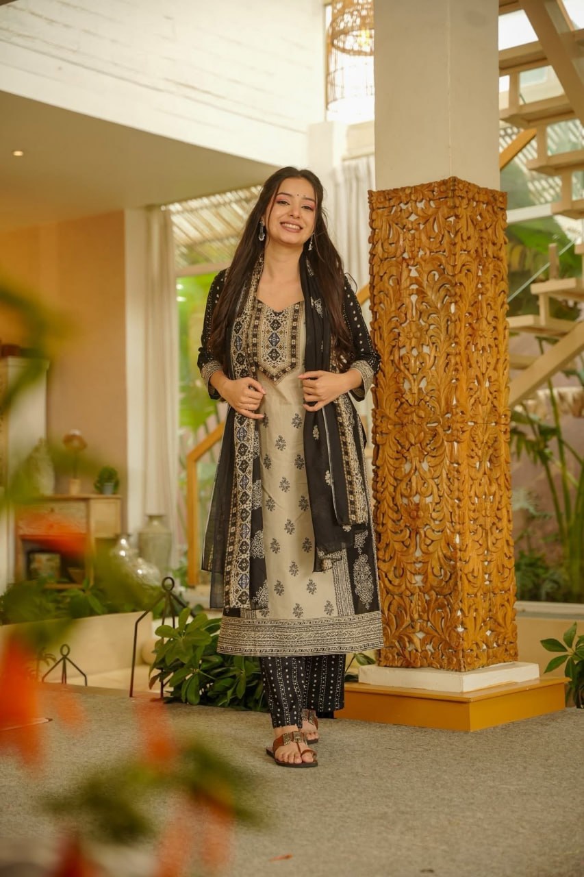 Black & Beige Printed Rayon Slub Kurta Pant Dupatta Set
