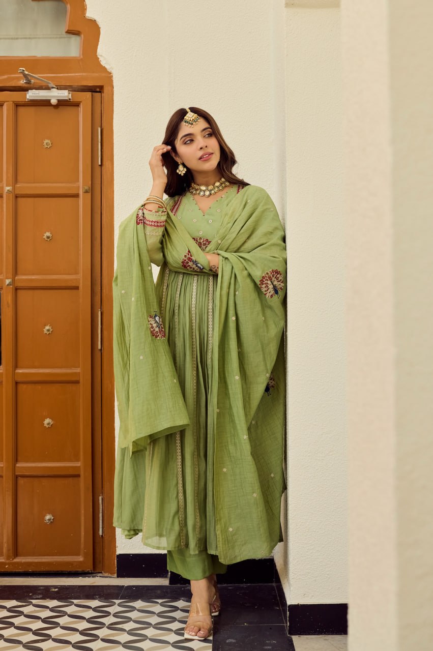 Pastel Green Embroidered Chanderi Silk Anarkali Pant Dupatta Set
