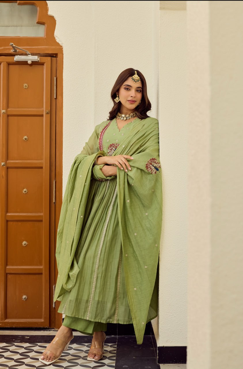 Pastel Green Embroidered Chanderi Silk Anarkali Pant Dupatta Set