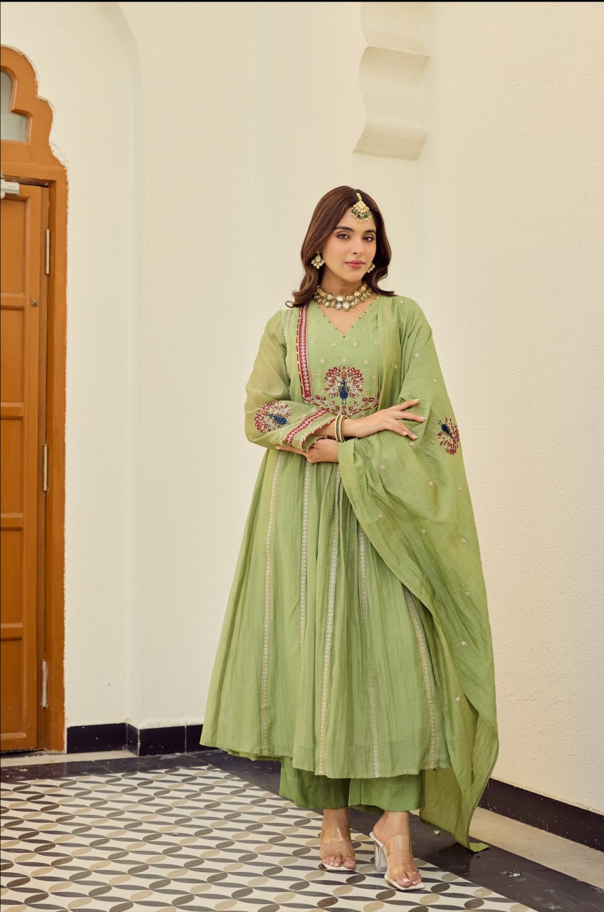 Pastel Green Embroidered Chanderi Silk Anarkali Pant Dupatta Set