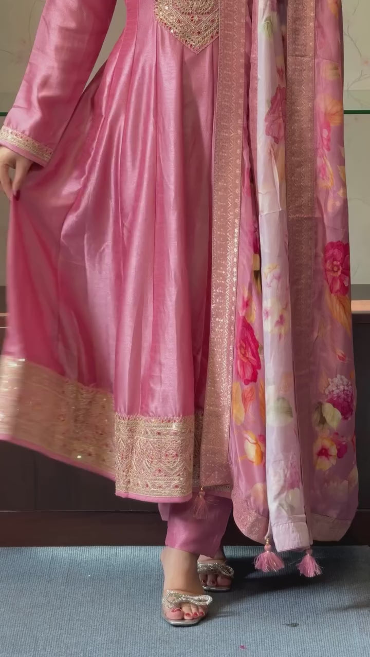 Gulnaar Rani – Pink Zari Anarkali Dupatta Set